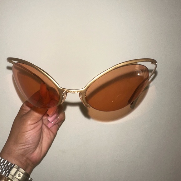 Orange Chanel Sunglasses. - Picture 5 of 7